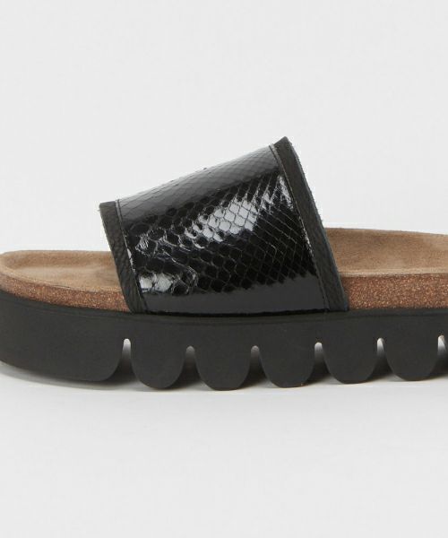 Hender Scheme＞caterpillar python | MAKES ONLINE STORE