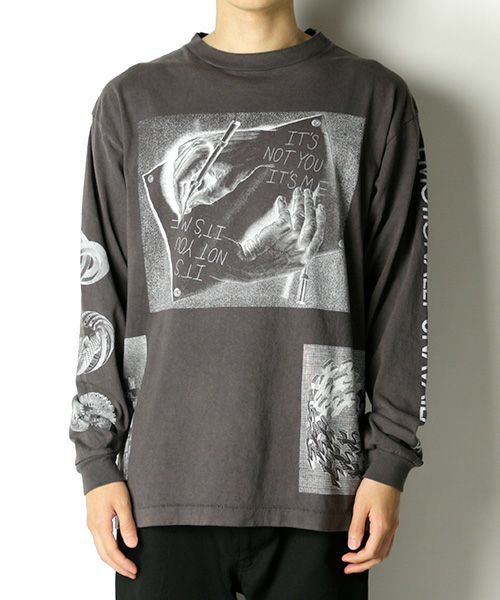 ＜EMOTIONALLY UNAVAILABLE＞LS HAND T BLK | MAKES