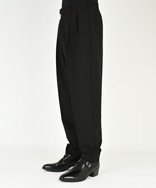 LAD MUSICIAN＞2TUCK TAPERED WIDE SLACKS（2221-556） | MAKES ONLINE