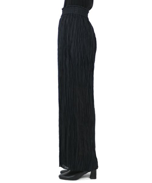 HYKE＞RANDOM PLEATED PANTS | MAKES ONLINE STORE