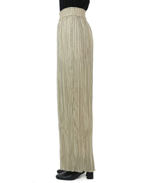 HYKE＞RANDOM PLEATED PANTS | MAKES ONLINE STORE