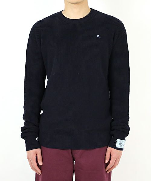 ＜RAF SIMONS＞Fine knit crew neck sweater with R embroidery