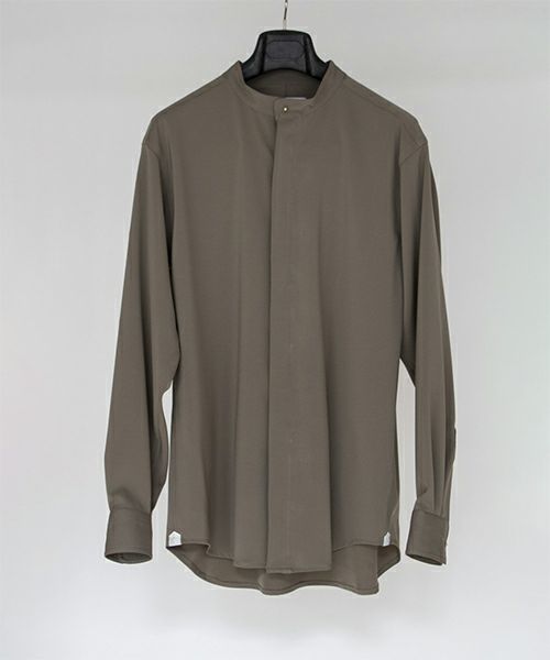 RAINMAKER＞STUD BUTTON BAND COLLAR SHIRT | MAKES ONLINE STORE