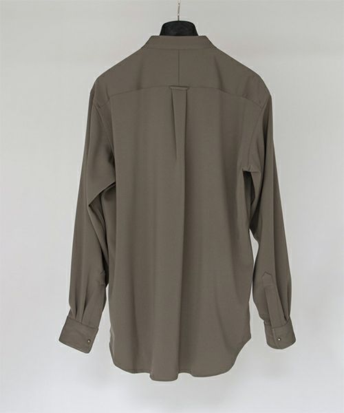 RAINMAKER＞STUD BUTTON BAND COLLAR SHIRT | MAKES ONLINE STORE