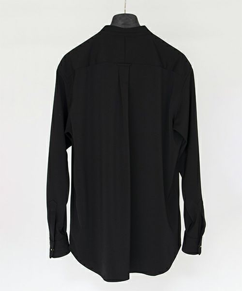 RAINMAKER＞STUD BUTTON BAND COLLAR SHIRT | MAKES ONLINE STORE