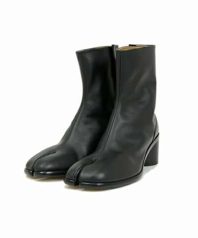 black tabi boots