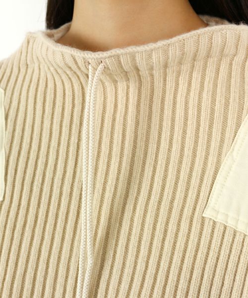 FUMIKA＿UCHIDA＞RIB NT PATCHED CROPPED SWEATER | MAKES ONLINE STORE