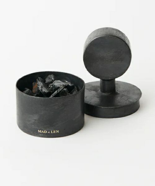 ＜MAD et LEN＞POT POURRI Outre Noir TOTEM mini B