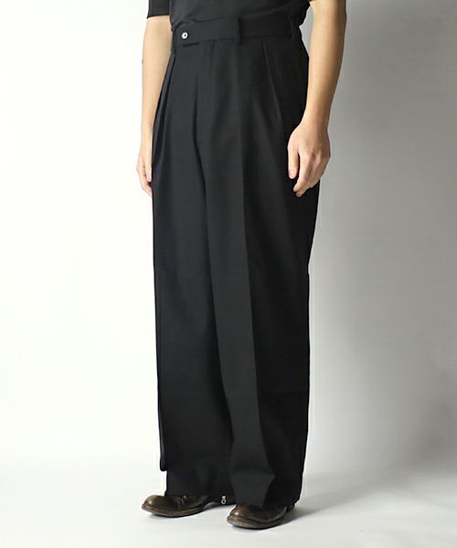 MARKAWARE＞DOUBLE PLEATED TROUSERS | MAKES ONLINE STORE