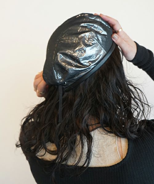 FUMIKA＿UCHIDA＞METALLIC REVERSIBLE BERET | MAKES ONLINE STORE