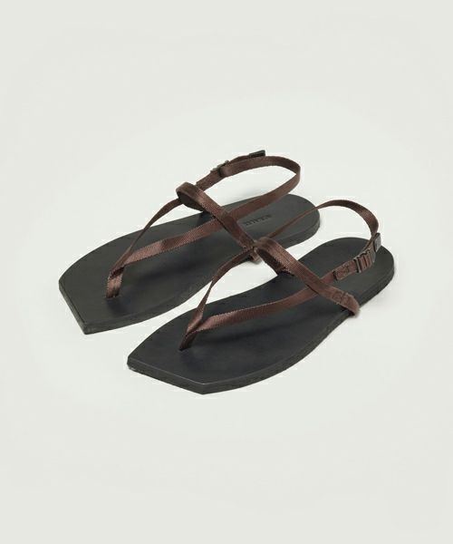 AURALEE＞BELTED LEATHER SANDALS MADE BY FOOT THE COACHER