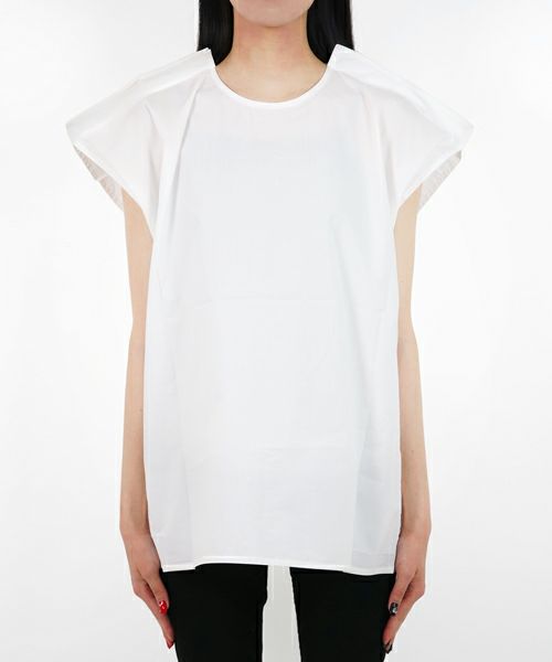 ＜SOFIE D'HOORE＞short sleeve top with shoulder detail