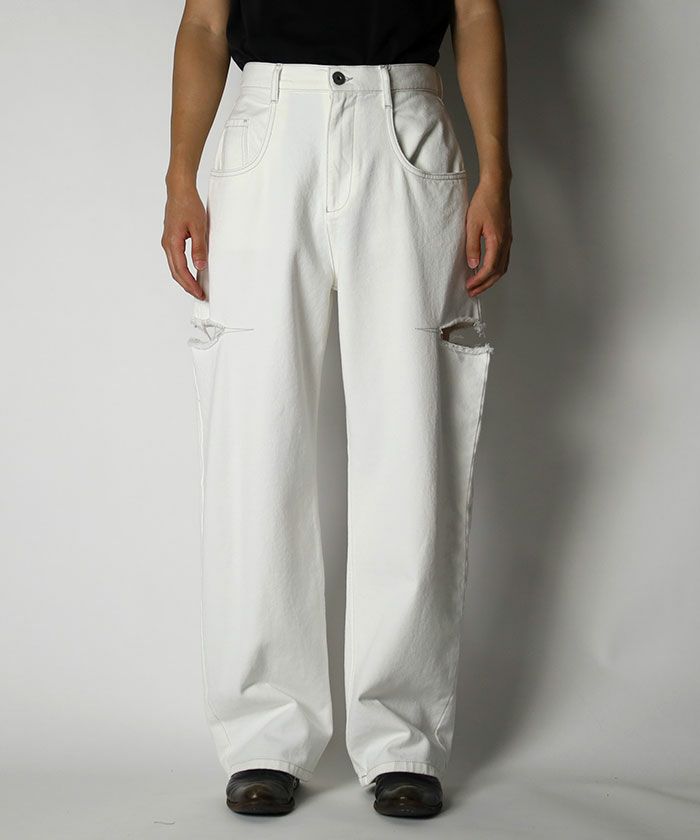 SLASH DETAIL DENIM JEANS