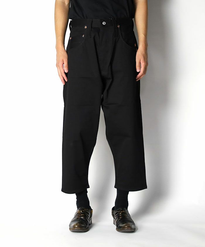 綿ウレタンストレッチチノ Levi's Wネーム P913