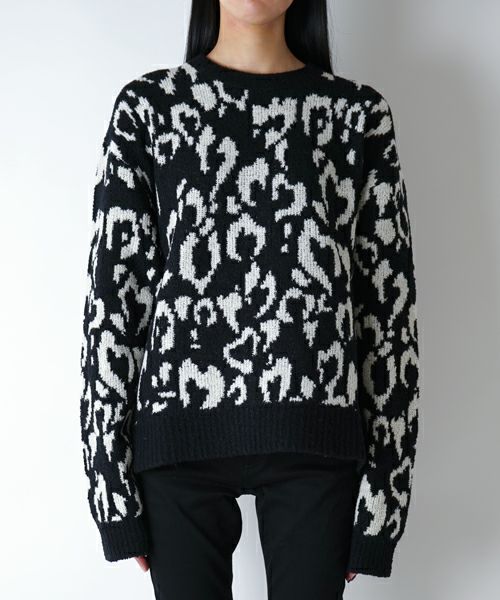 ＜BASICKS＞Heart Leopard Knit