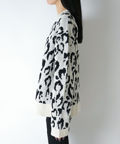 ＜BASICKS＞Heart Leopard Knit