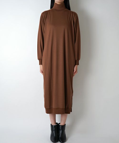 ＜blurhms＞Wool Turtle-neck Dress