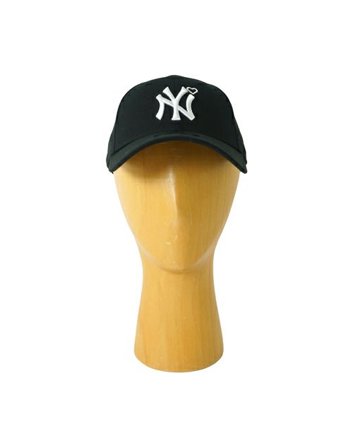 ＜BASICKS＞9 FORTY Yankees Heart Embroidery Cap