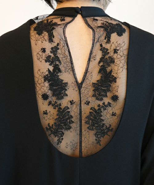Mame Kurogouchi＞Back Satin Crepe Georgette Emboridered Lace