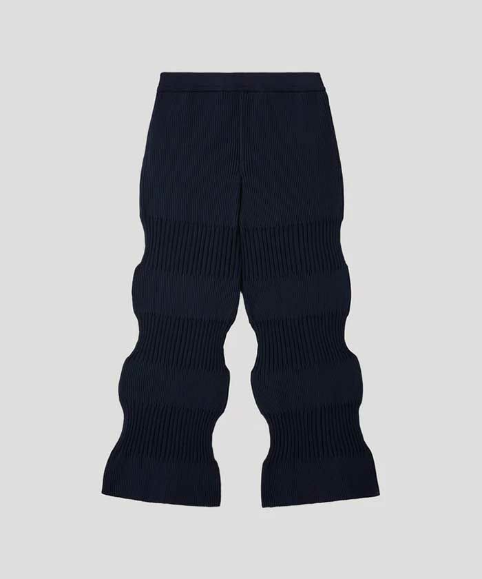 てなグッズや FLUTED - 【週末限定値下げ】CFCL PANTS (サイズ3) 1