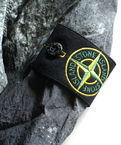 ＜STONE ISLAND＞DISSOLVING GRID CAMO JACKET (8015661E1) 【2024SS】