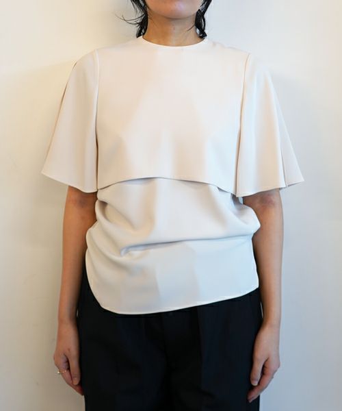 ＜HYKE＞SATIN HALF-SLV TOP