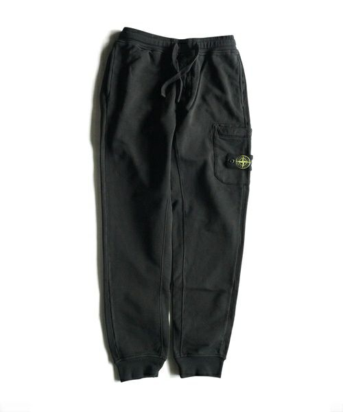 ＜STONE ISLAND＞SWEAT CARGO PANTS(801564551) 【2024SS】