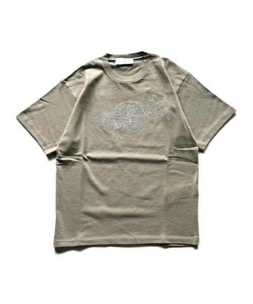 ＜STONE ISLAND＞PRINTED COTTON JERSEY WITH 'CAMO THREE' EMBROIDERY T-SHIRT(80152RCE8) 【2024SS】