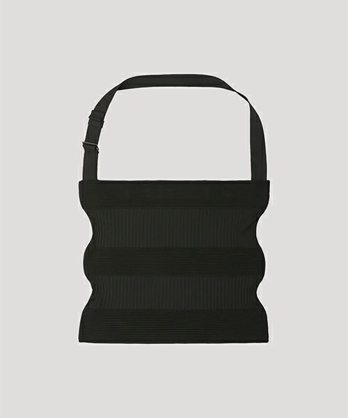 ＜CFCL＞STRATA SHOULDER BAG(BLACK)