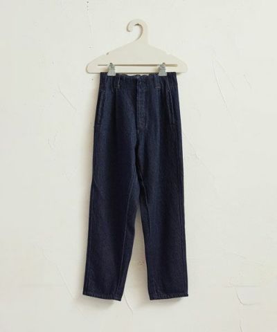 archi トップス