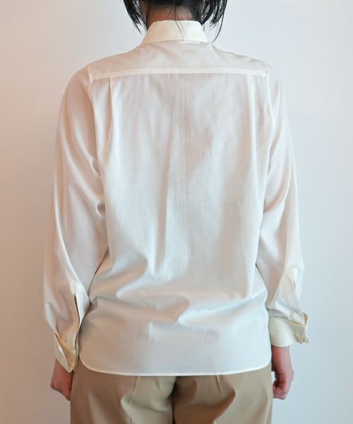 HYKE - HYKE 　 LINEN BIB FRONT SHIRT　　定価35200円 HYKE - HYKE LINEN BIB FRONT SHIRT 定価35200円の通販 by uni's