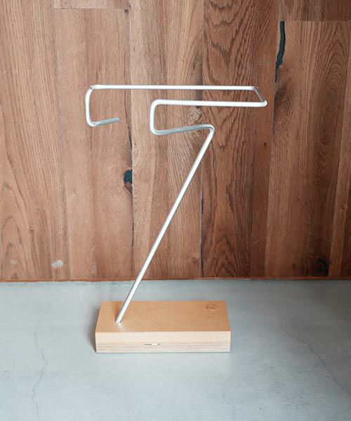 ＜M&M Furniture＞Tissue Stand