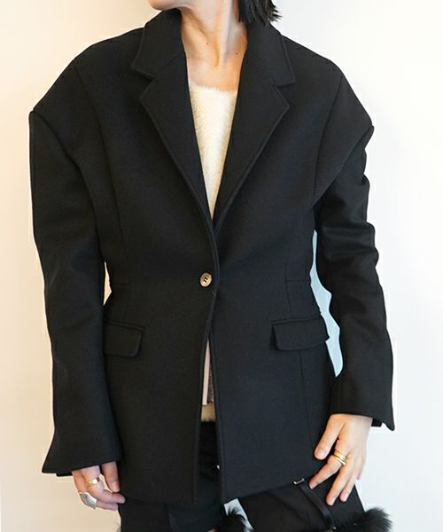 ＜GURTWEIN＞black melton steep shoulder tailored blazer