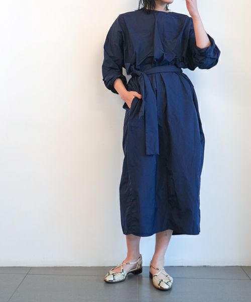 ＜SOFIE D'HOORE＞long sleeve dress, side pockets with belt