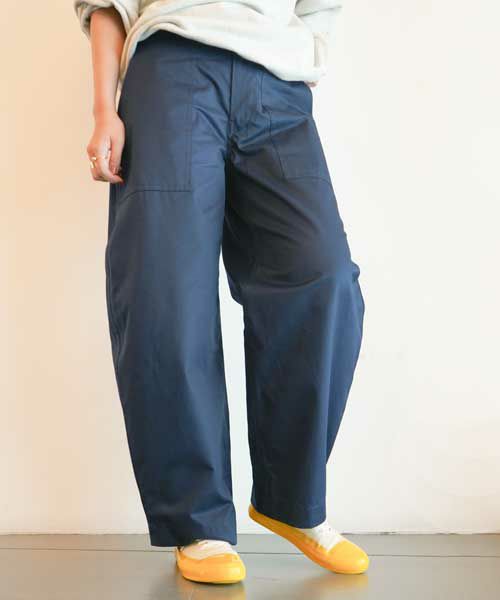 ＜SOFIE D'HOORE＞pants with patched pockets