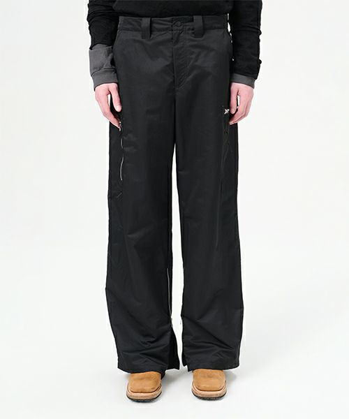 ＜OUR LEGACY＞TACTICAL CARGO -Black High Gloss Sateen-