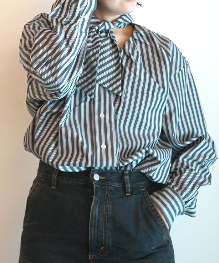 ＜Meryll Rogge＞BOULE SHIRT W/COLLAR TIE(BLACK/WHITE)