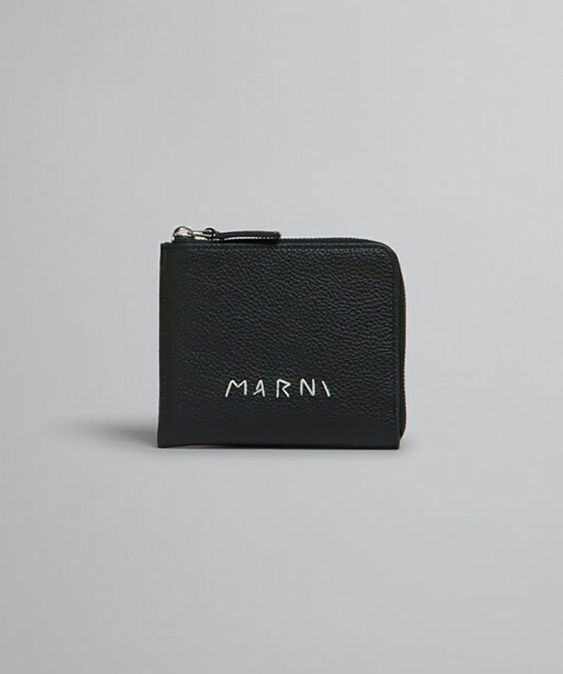 ＜MARNI＞ラウンドファスナーウォレット