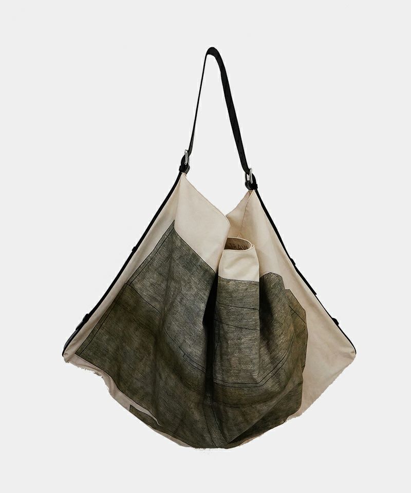 ◆LEMAIRE◆ コットンキャンバス Flag バッグ LEMAIRE / WASHED COTTON BACHETTE FLAG HOBO BAG | THE LIBRARY