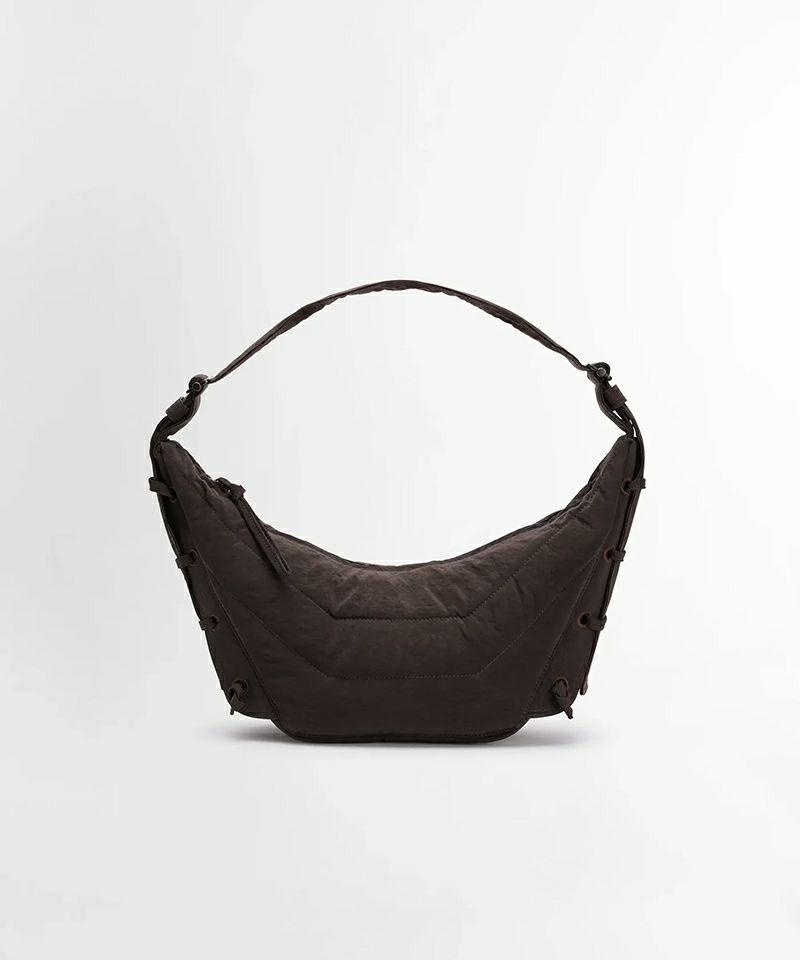 ＜LEMAIRE＞SMALL SOFT GAME BAG (BG293LF1330)