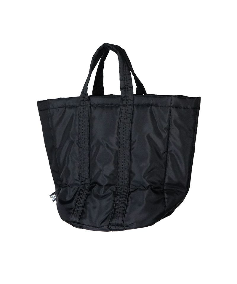 BLACK COMME des GARCONS＞中わた入りナイロン バッグ (1O-K203