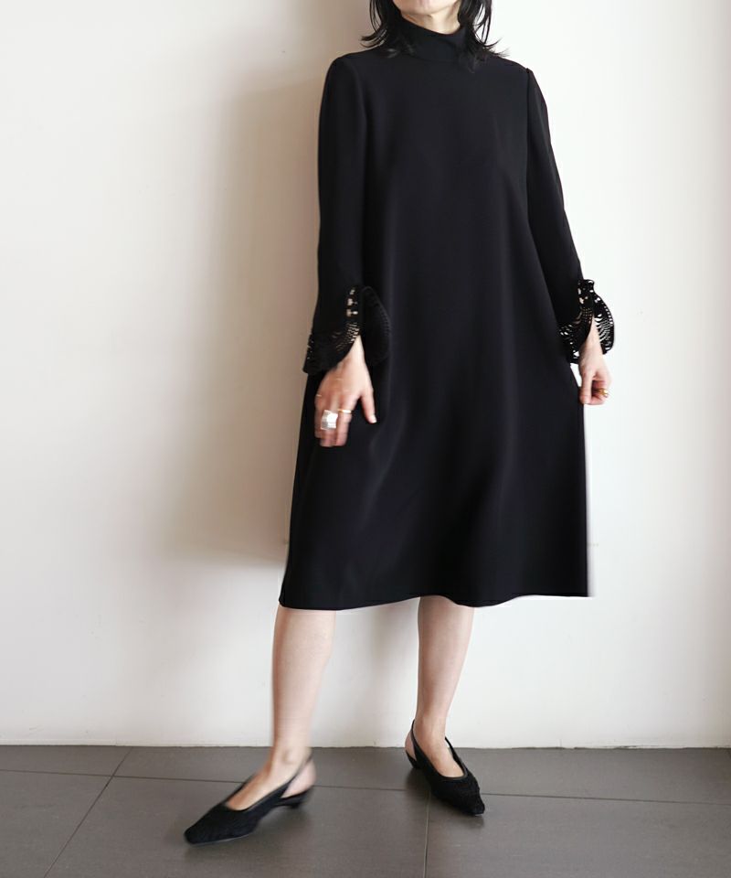 ＜Mame Kurogouchi＞MM25SS-DR094