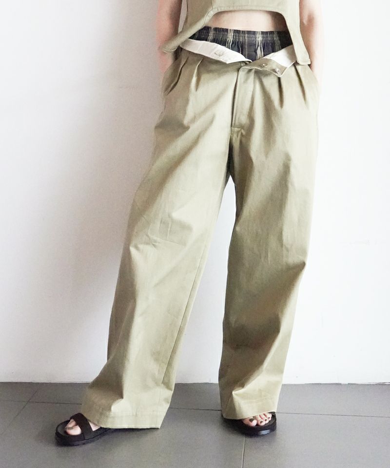 ＜FUMIKA＿UCHIDA＞UNIFORM WEAPON 2-TUCK PANTS