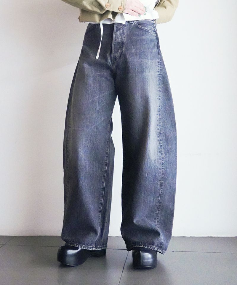 HYKE>DENIM BARREL LEG JEANS | MAKES ONLINE STORE HYKE>DENIM BARREL LEG JEANS | MAKES ONLINE STORE