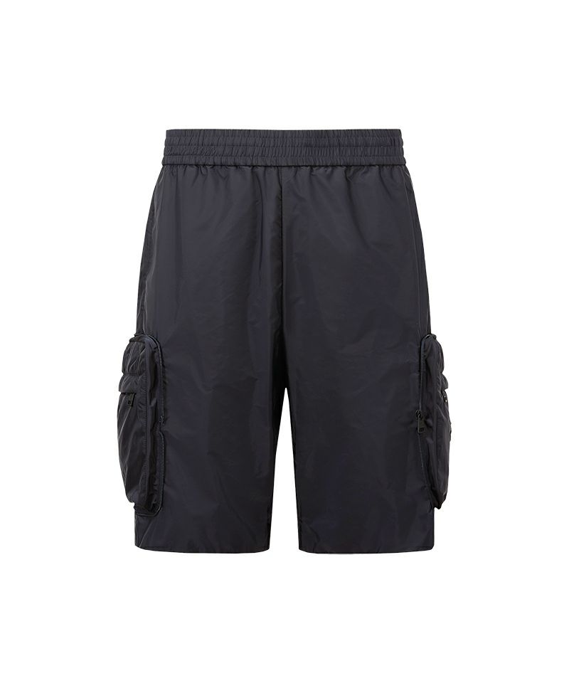 ＜MONCLER＞X MERCEDES-BENZ BY NIGO Packable Bermuda Shorts (2B00001M5920)