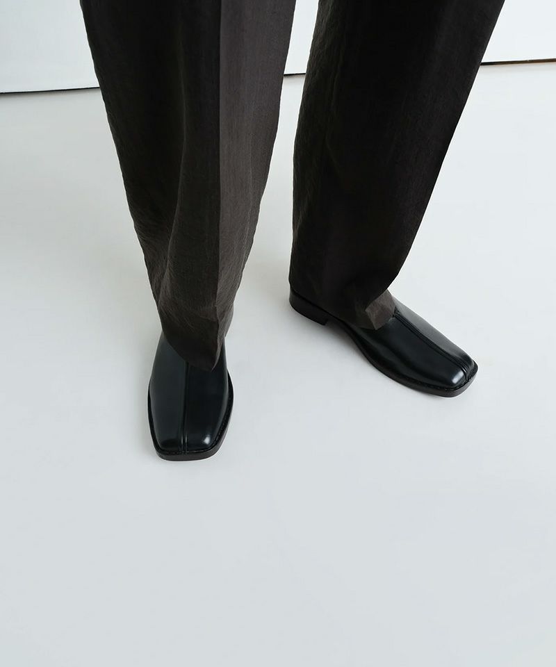 LEMAIRE＞FLAT PIPED SLIPPERS (F00007LL0023/A) | MAKES ONLINE
