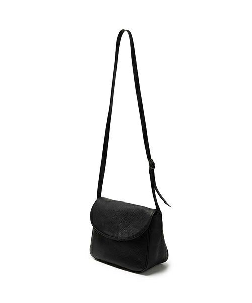 MR.OLIVE＞IMPERMA-LEATHER / NEAT SHOULDER BAG | MAKES ONLINE STORE
