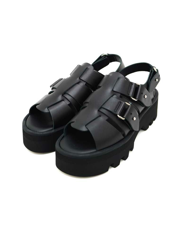 ＜HYKE＞GURKHA SANDALS