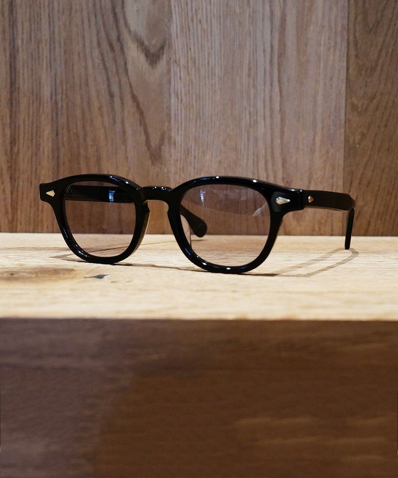＜JULIUS TART OPTICAL＞AR46 Black