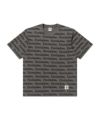 ＜BlackEyePatch＞FASTHAND SCRIPT PATTERNED TEE